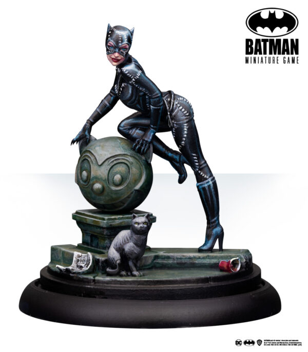 CATWOMAN - BATMAN RETURNS